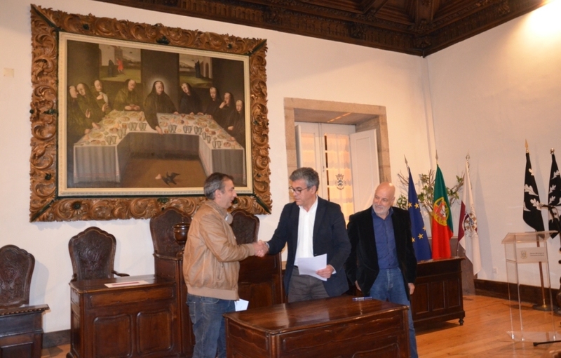 Câmara Municipal renova protocolo de gestão do Centro Comunitário de Cavez com Junta de Freguesia