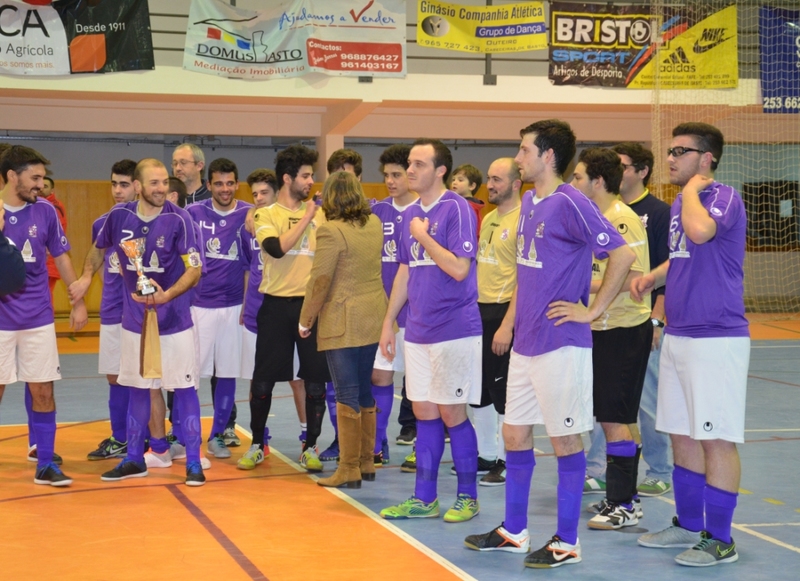 Leia mais sobre Cmara Municipal aprova Voto de Louvor  Contacto Futsal Clube