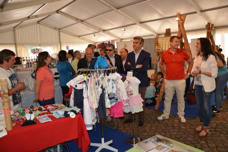 Leia mais sobre Presidente da Cmara Municipal inaugurou Mercadito da Pequenada