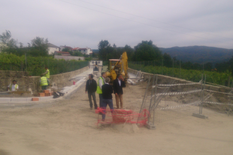 Câmara Municipal constrói novo arruamento em Cavez