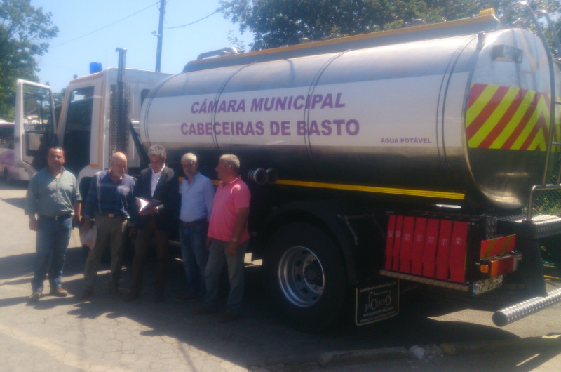 Câmara Municipal comprou camião cisterna para transporte de água potável