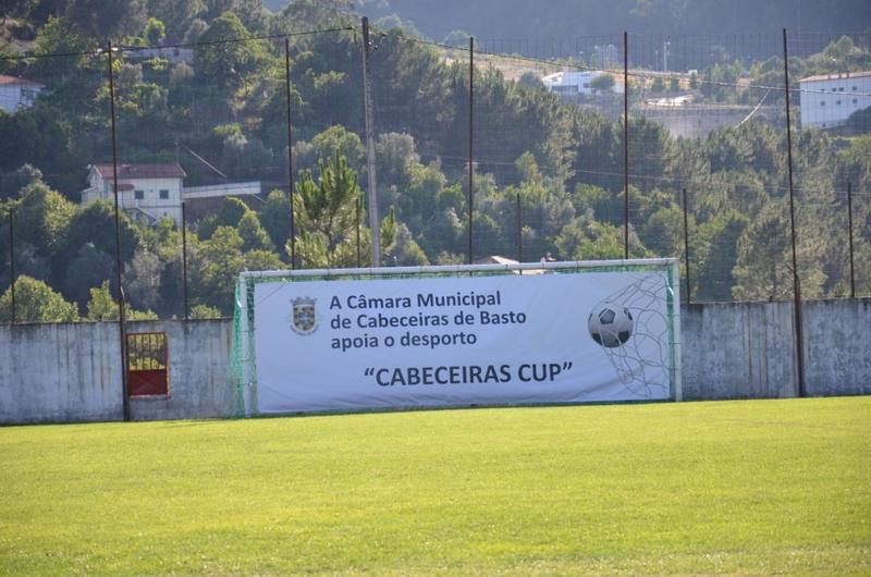 Leia mais sobre Presidente da Cmara entregou trofus do Cabeceiras Cup 2017