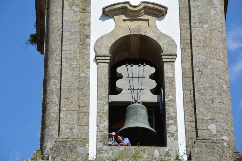 Leia mais sobre Sinos beneficiados da Igreja de S. Miguel de Refojos regressam à torre