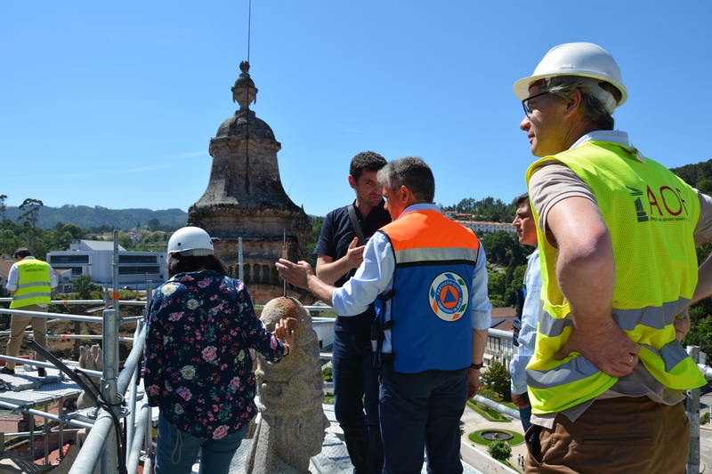 Leia mais sobre Presidente da Câmara visitou obras de reabilitação do Mosteiro