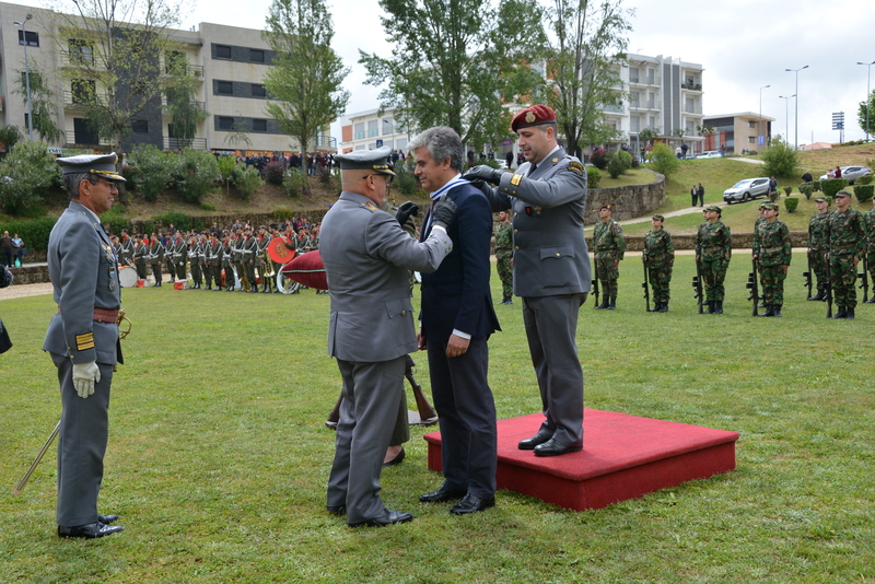Presidente da Câmara condecorado com Medalha de D. Afonso Henriques