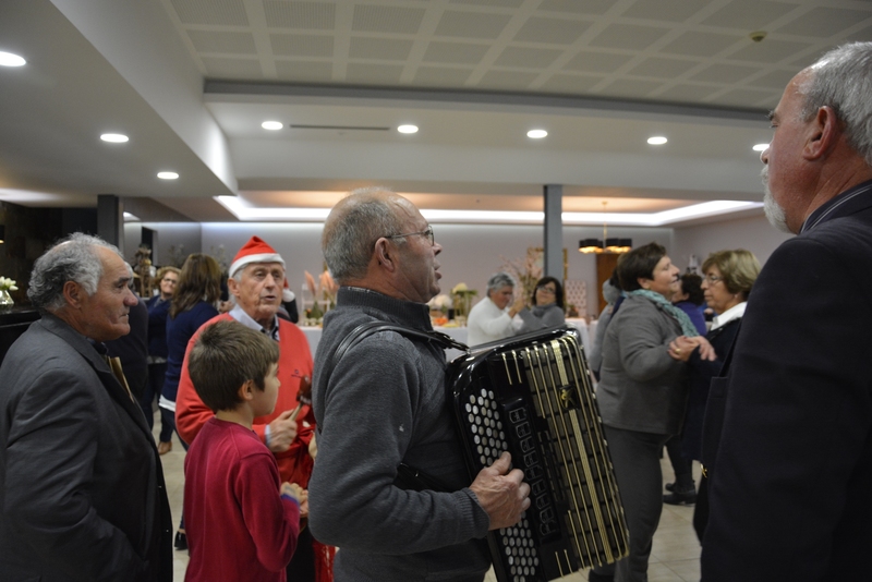 Encontro de Natal Sénior juntou 250 pessoas
