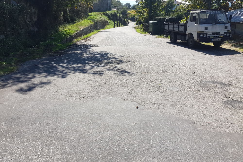 Repavimentação de estrada em Cabeceiras de Basto (S. Nicolau)