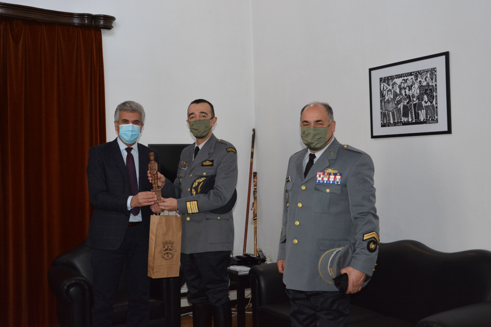 Coronel Martins Henriques - Comandante RC6 com Presidente