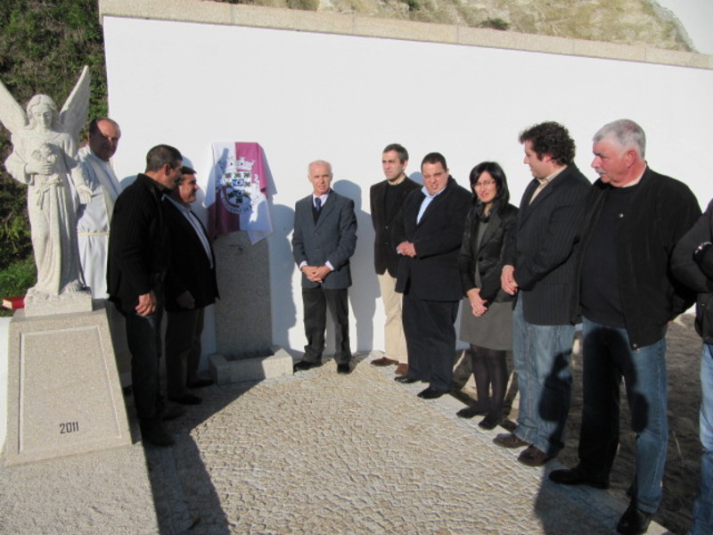 Leia mais sobre Obras de ampliação do Cemitério de Abadim foram inauguradas
