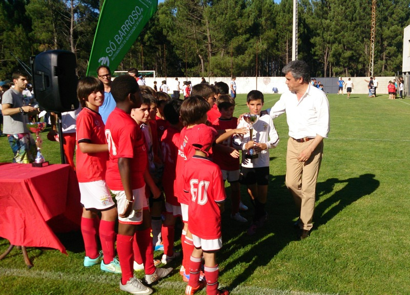 Leia mais sobre Presidente da Cmara na entrega de trofus do Cabeceiras Cup 2015