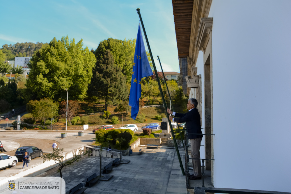 Dia da Europa - hastear da bandeira (9-05-2022)