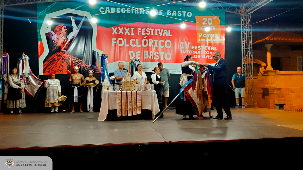 Cinco grupos abrilhantaram XXXI Festival Folclórico de Basto/IV Festival Internacional de Basto