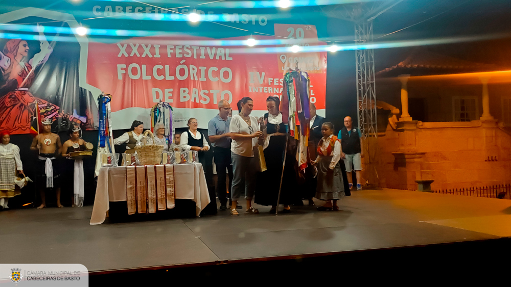 Cinco grupos abrilhantaram XXXI Festival Folclórico de Basto/IV Festival Internacional de Basto
