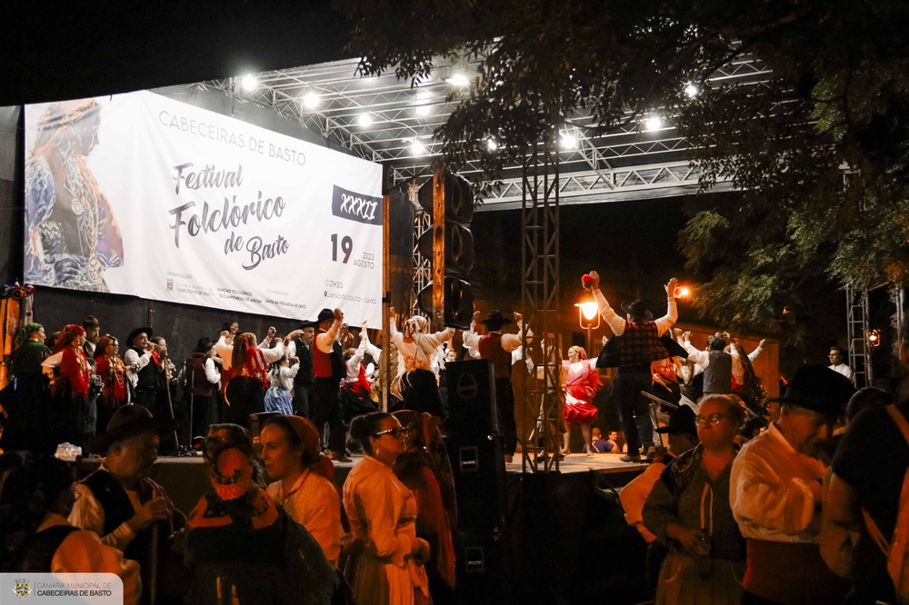 Festival Folclórico de Basto juntou cinco grupos em Cavez