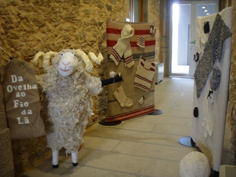 Exposição «Da Ovelha ao Fio de Lã»