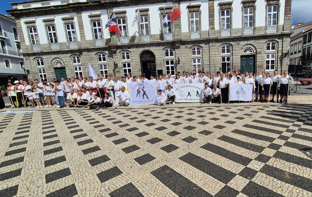 Jogo do Pau de Cabeceiras de Basto em Encontro Nacional na Ilha Terceira