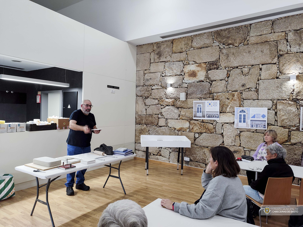 Workshop de cerâmica - Pintura de Azulejos