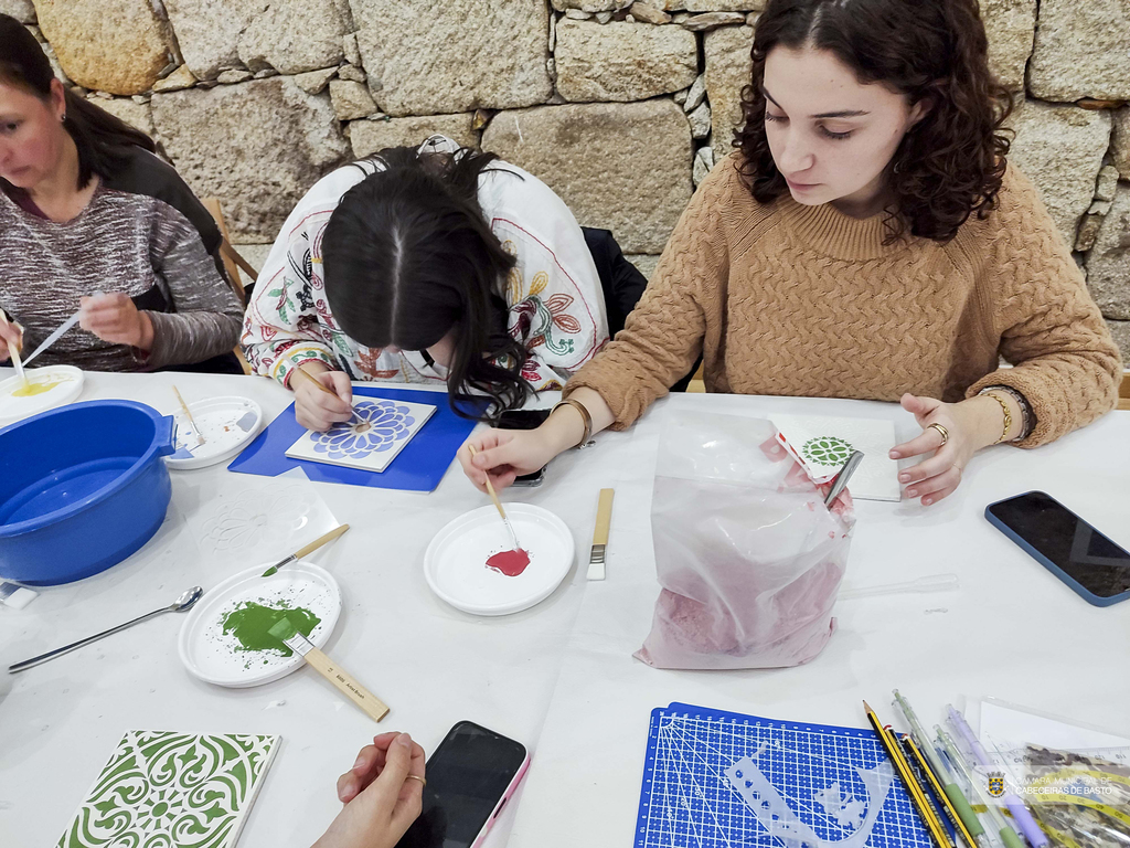 Workshop de cerâmica - Pintura de Azulejos