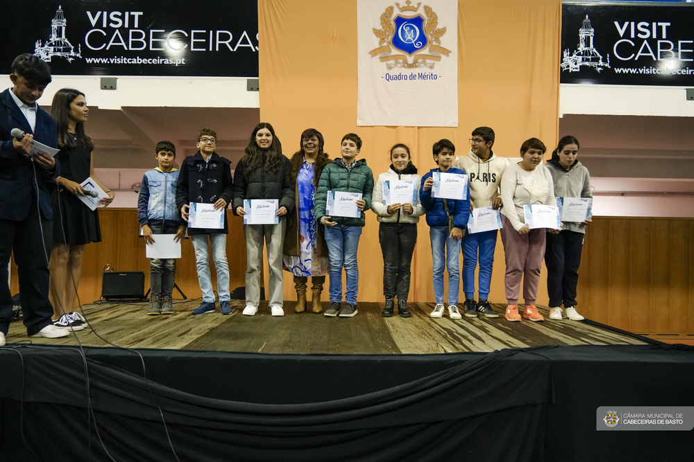 Diplomas de mérito