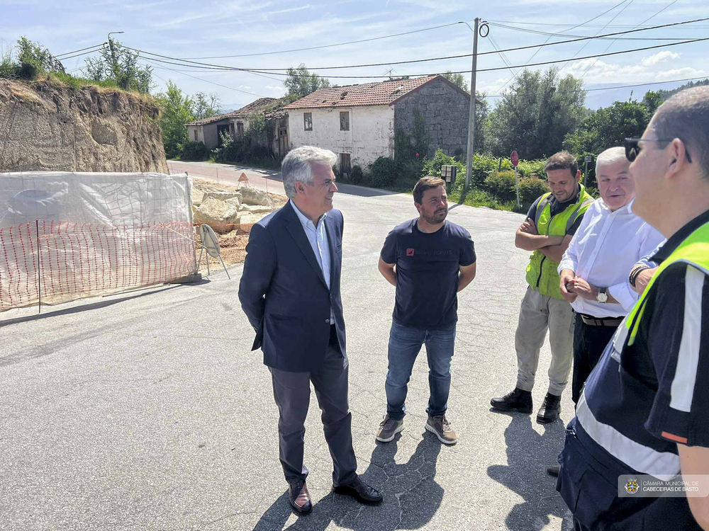 Leia mais sobre Presidente da Câmara acompanhou obras em Alvite e em Refojos