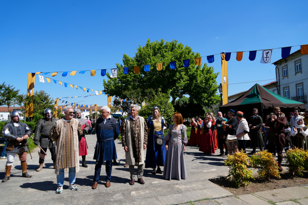 Leia mais sobre Cortejo e leitura do Auto marcam abertura da Feira Medieval
