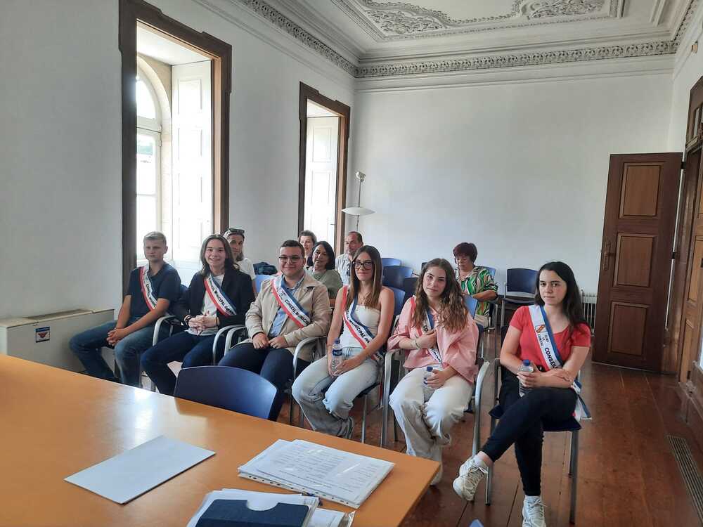 Leia mais sobre Jovens de Sury-le-Comtal em intercâmbio com jovens cabeceirenses