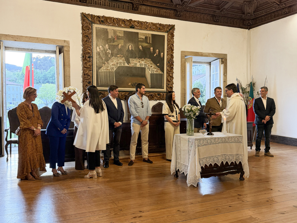 Leia mais sobre Bênção Pascal nos Paços do Concelho