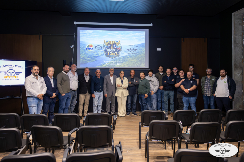 Fotografia: Automóvel Clube de Pedras Salgadas