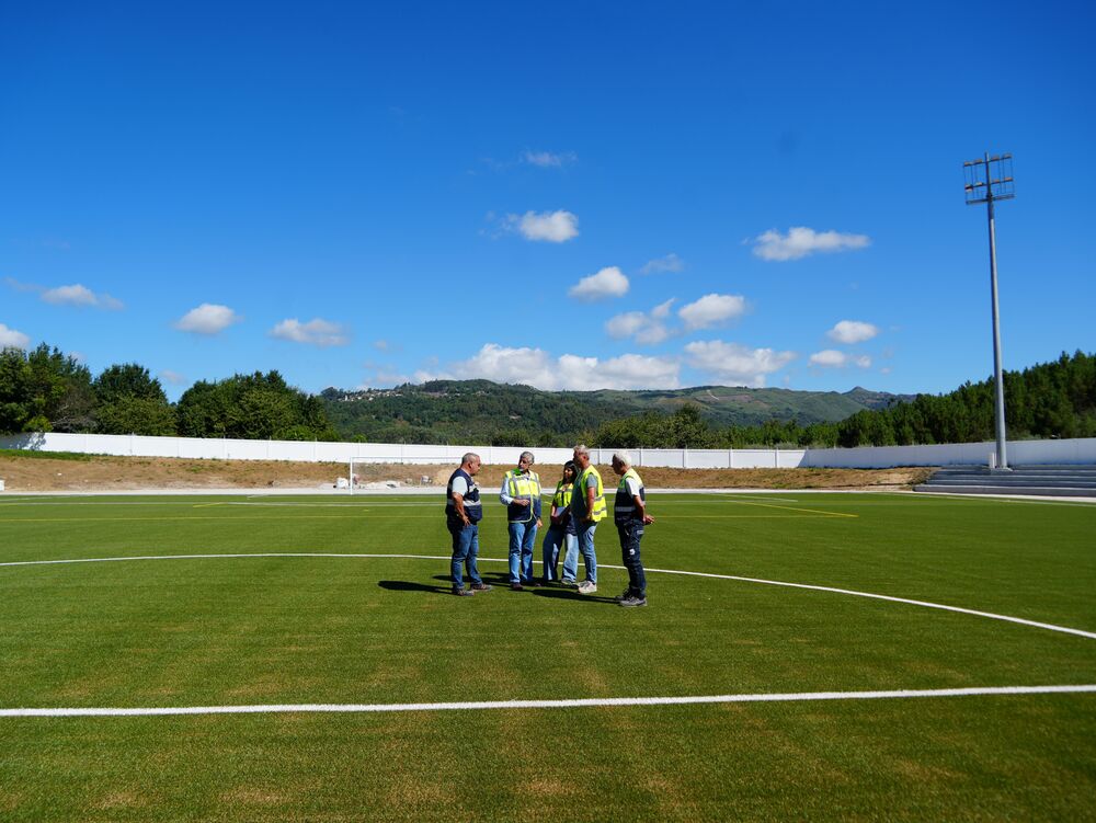 Leia mais sobre Presidente da Câmara visitou obras de requalificação do Estádio Municipal