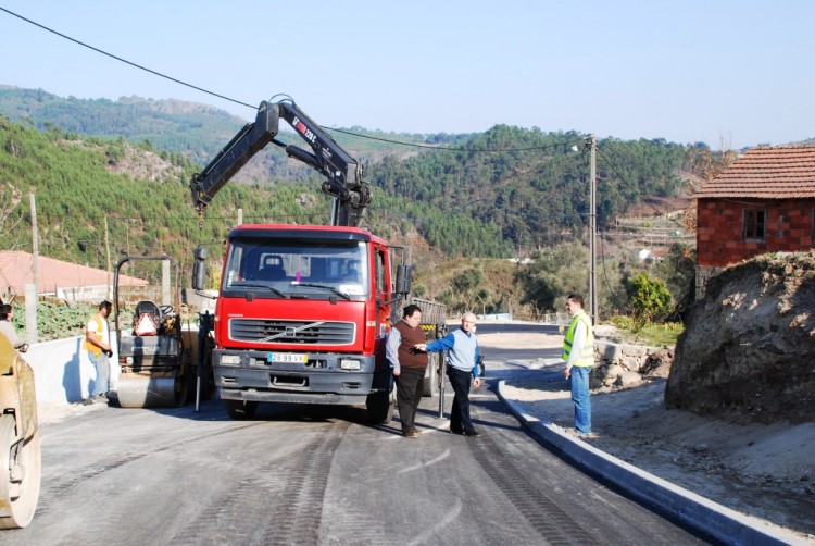 Leia mais sobre Construção da estrada da Cachada a Vinha de Mouros