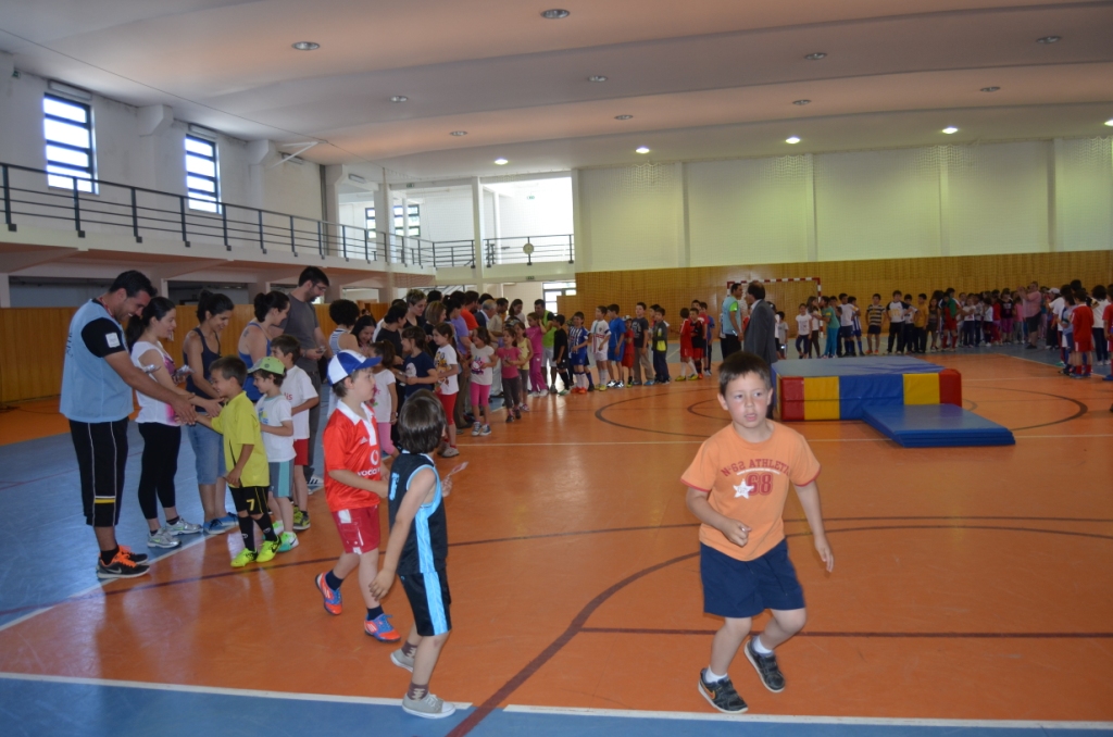 Leia mais sobre Olimpíadas do Desporto juntaram três centenas de crianças