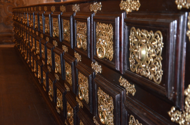 Leia mais sobre Restauro de tocheiros e mobiliário na Igreja do Mosteiro de S. Miguel de Refojos